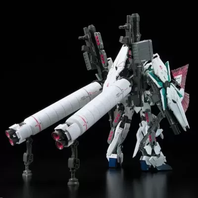 Real Grade RG 1/144 Full Armor Unicorn Gundam