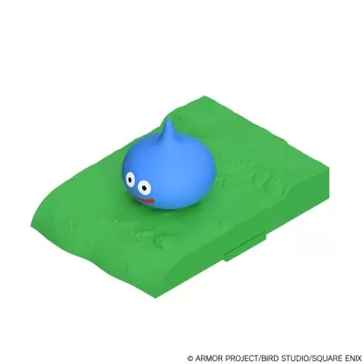 Dragon Quest Plastic Model Kit Series Slime With Grassland Base
