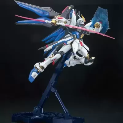 Master Grade MG 1/100 Strike Freedom Gundam Full Burst Mode