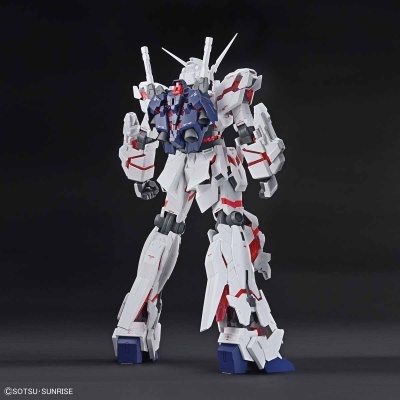 1/48 Mega Size Model Unicorn Gundam (Destroy Mode)