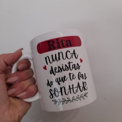 Caneca personalizável com nome