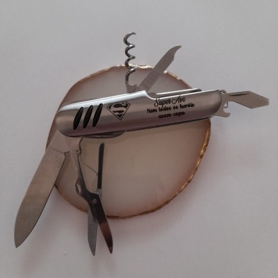 Navalha multifunções