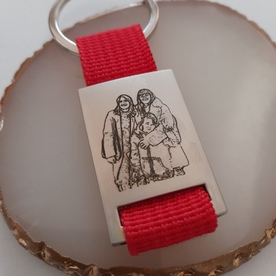 Porta chaves com ilustração.