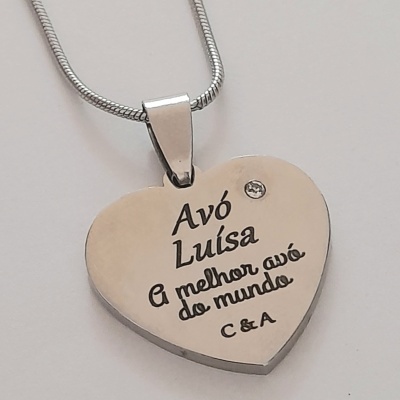 Colar coração com brilhante