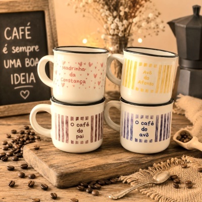 Chávenas de café ( família , professoras, etc )