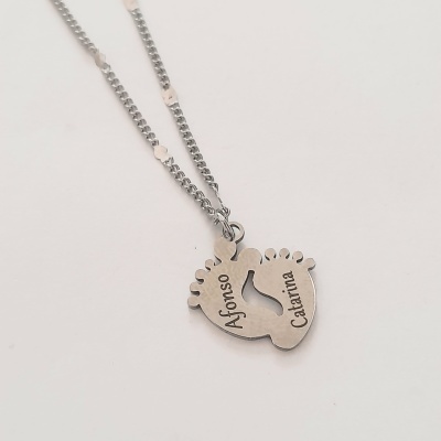 Colar Pés ( duplo )