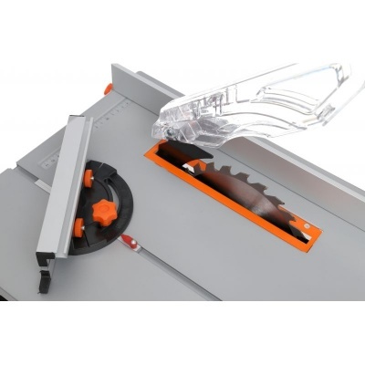 Serra de Mesa  1500W  EC554