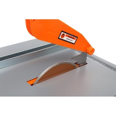 Serra de Mesa de Ladrilho 1800W KD577