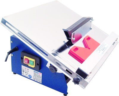 Máquina elétrica, envidraçada/em terraço, 0,45 kW, 180 mm