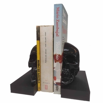 Apoio para livros em forma de Caveira