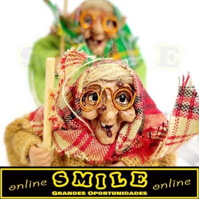 Bruxinha Miniatura Verde