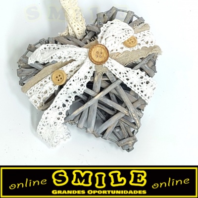 Coração em Madeira Castanho  c/ Laço Renda