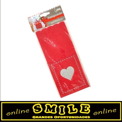 Porta talheres em feltro vermelho com coração prata