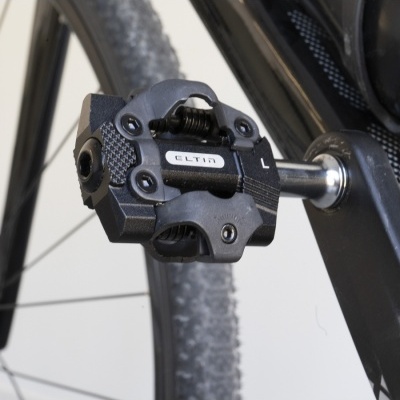 Pedais XC Pro comp. Shimano SPD