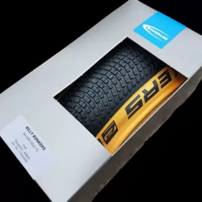 PNEU SCHWALBE BILLY BONKERS 20x2.00 HS600 PERFORMANCE LINE ADDIX PLEGABLE NEGRO/MARRON