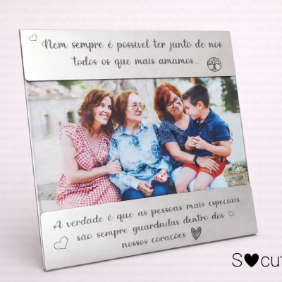 Moldura "Nem sempre é possível ter junto de nós todos os que mais amamos..."