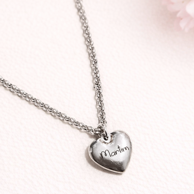 Colar Personalizado com Nome – Coração Gravado com Significado