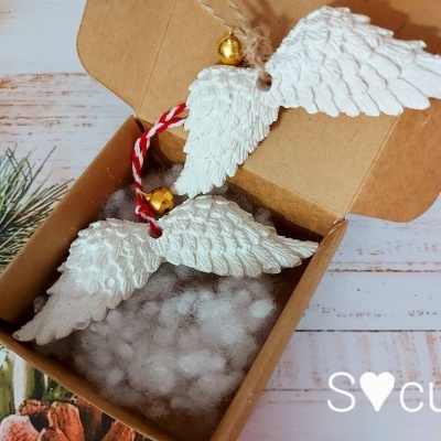 Asas de anjo natalícias