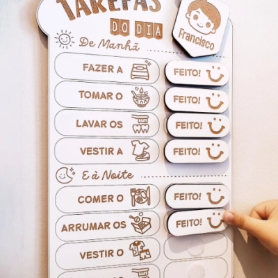 Placa de tarefas para criança