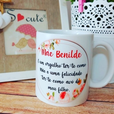 Caneca "É um orgulho ter-te como mãe e uma felicidade ter-te como avó do meu filho"
