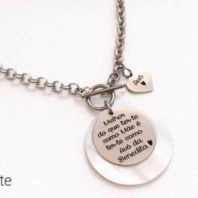 Colar Personalizado para Avó – Mensagem Gravada com Amor