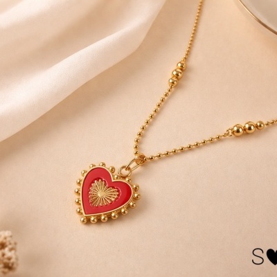 Colar Coração Dourado – Presente Especial Dia da Mãe 🤍