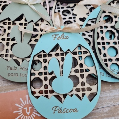 Pendente Ovo rendilhado com casca por fora