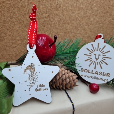 Estrela de Natal com o seu logotipo