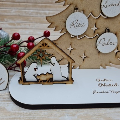 Presépio "Árvore da Família"