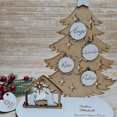 Presépio "Árvore da Família"