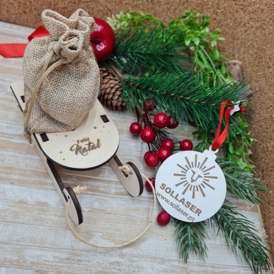 Trenó com saco do Pai Natal