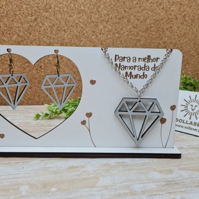 Suporte com Brincos e Colar "Diamante"