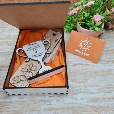 Caixa com pedido especial e personalizado...