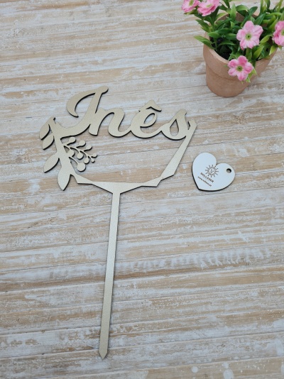 Topo de bolo: "Nome"