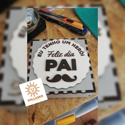 Caixa " Eu tenho um herói"