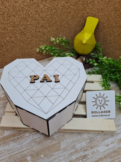 Caixa coração: "Dia do Pai"