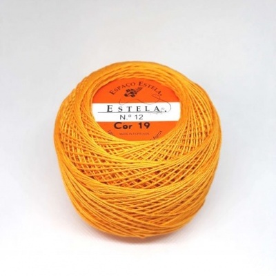 Espaço Estela Novelos de Cor Lisa 50g - Cor 19