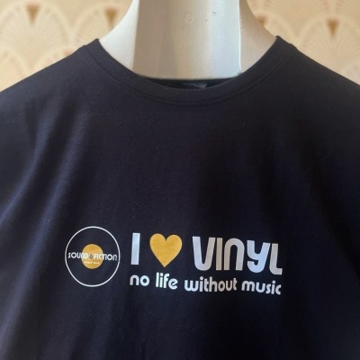 T-Shirt Love - Preta