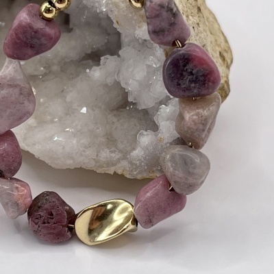 Brincos em Aço Inoxidável com Lascas de Pedra Natural Rosa Velho - Leves e Elegantes