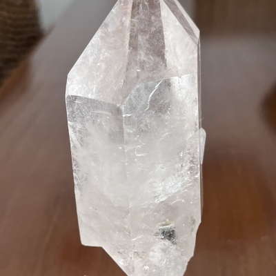 Quartzo Branco com Suporte - Ilumine o Seu Espaço