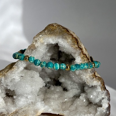 Pulseira Elástica de Contas de Ágata Azul Turquesa - Elegância e Versatilidade