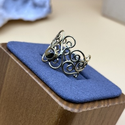 Anel de Bronze com Olho de Tigre Ajustável - Força, Proteção e Elegância Natural