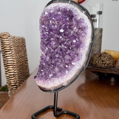 Drusa de Ametista Uruguaia Natural 3,3 kg - Pedra de Proteção e Equilíbrio para Decoração e Terapias