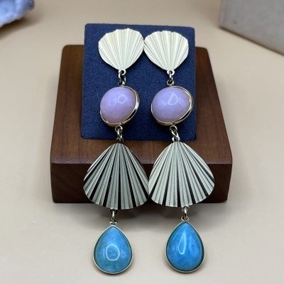 Brincos Pendentes em Aço Inox com Conchas e Pedras Naturais
