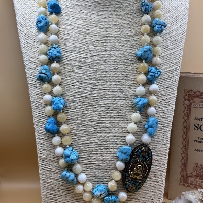 Colar Amuleto do Buda em Turquesa e Pedra Amarela - Riqueza, Luz e Harmonia