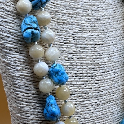 Colar Amuleto do Buda em Turquesa e Pedra Amarela - Riqueza, Luz e Harmonia