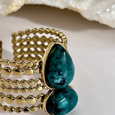 Anel Multi-Anel Ajustável Dourado com Pedras Naturais - Verde Escuro