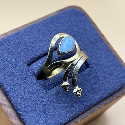 Anel Ajustável em Bronze com Aquamarine - Elegância e Serenidade