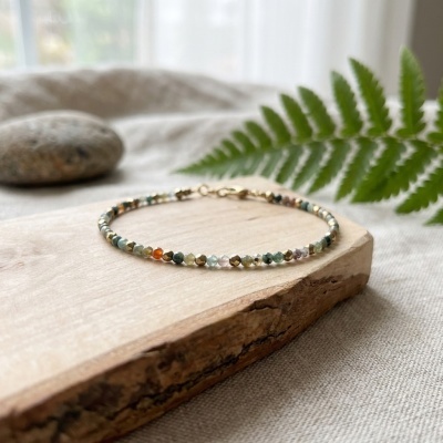 Pulseira Elegante de Ágata Indiana e Hematita - Estilo e Energia