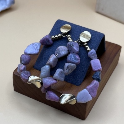 Brincos em Aço Inoxidável com Lascas de Pedra Natural Rosa Velho - Leves e Elegantes